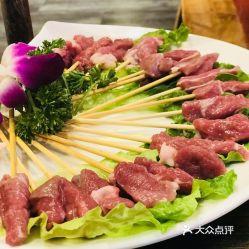 羊吃瓜行不行,探索羊只对瓜果的适应性