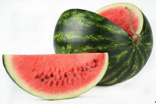 吃瓜解渴搞笑,笑料横生，带你领略欢乐时光