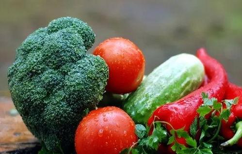 梦见吃瓜绿色的果子,揭秘绿色瓜果的神秘寓意